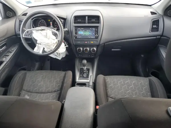 JA4APUAU9NU003031 2022 MITSUBISHI OUTLANDER - Image 8
