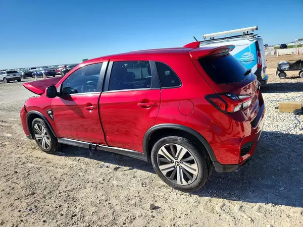 JA4APUAU9NU014126 2022 MITSUBISHI OUTLANDER - Image 2