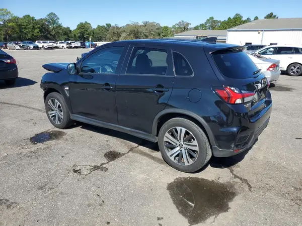 JA4APUAU9NU016930 2022 MITSUBISHI OUTLANDER - Image 2
