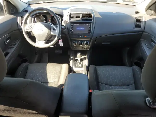 JA4APUAU9NU016930 2022 MITSUBISHI OUTLANDER - Image 8