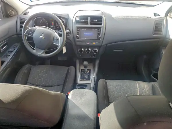 JA4APUAU9NU018287 2022 MITSUBISHI OUTLANDER - Image 8