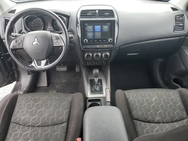 JA4APUAU9NU018855 2022 MITSUBISHI OUTLANDER - Image 8