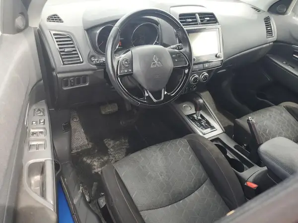 JA4APUAUXMU005823 2021 MITSUBISHI OUTLANDER - Image 8