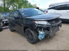 JA4APUAUXMU007118 2021 MITSUBISHI OUTLANDER