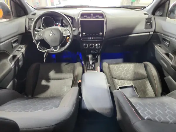 JA4APUAUXMU011878 2021 MITSUBISHI OUTLANDER - Image 8