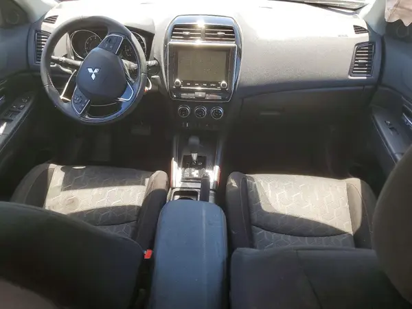 JA4APUAUXMU022332 2021 MITSUBISHI OUTLANDER - Image 8