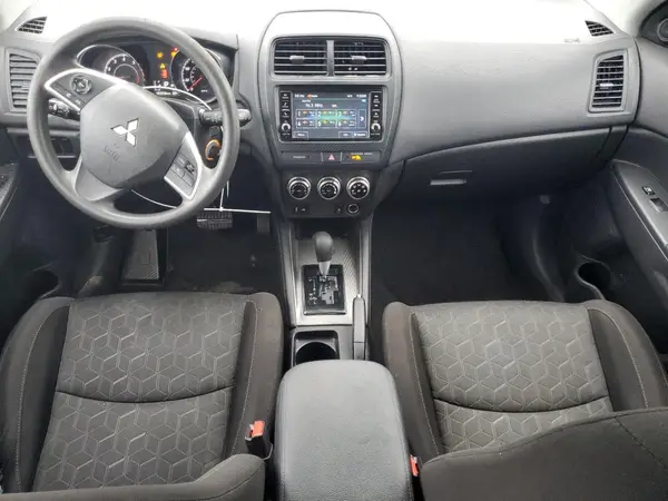 JA4APUAUXMU024159 2021 MITSUBISHI OUTLANDER - Image 8