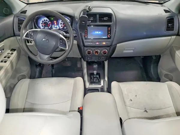 JA4APUAUXMU027739 2021 MITSUBISHI OUTLANDER - Image 8