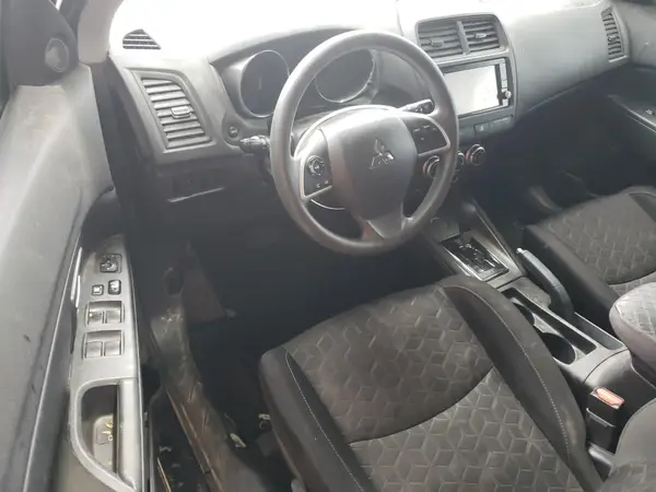 JA4APUAUXNU004155 2022 MITSUBISHI OUTLANDER - Image 8