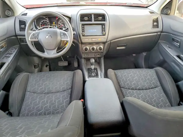 JA4APUAUXNU011655 2022 MITSUBISHI OUTLANDER - Image 8