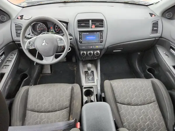JA4APUAUXNU021974 2022 MITSUBISHI OUTLANDER - Image 8