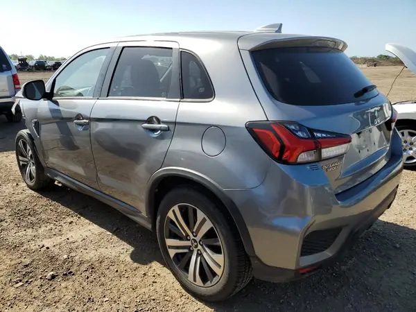 JA4APVAU0MU011555 2021 MITSUBISHI OUTLANDER - Image 2