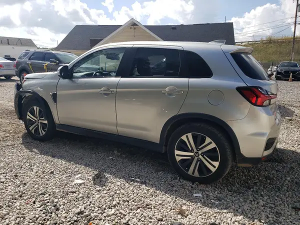 JA4APVAU0MU015590 2021 MITSUBISHI OUTLANDER - Image 2
