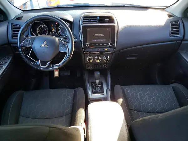 JA4APVAU0MU017940 2021 MITSUBISHI OUTLANDER - Image 8