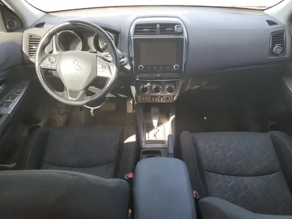 JA4APVAU0MU023317 2021 MITSUBISHI OUTLANDER - Image 8