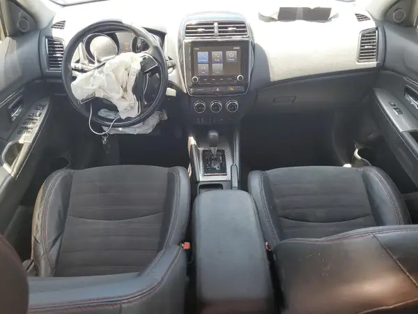 JA4APVAU0NU013954 2022 MITSUBISHI OUTLANDER - Image 8