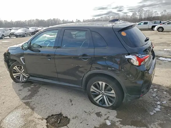 JA4APVAU0NU018331 2022 MITSUBISHI OUTLANDER - Image 2