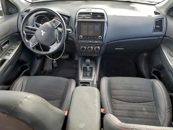 JA4APVAU0NU018331 2022 MITSUBISHI OUTLANDER - Image 8