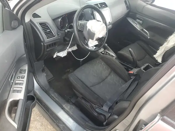 JA4APVAU1MU017901 2021 MITSUBISHI OUTLANDER - Image 8