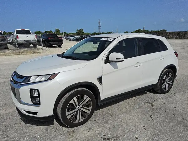 JA4APVAU1MU021902 2021 MITSUBISHI OUTLANDER - Image 1