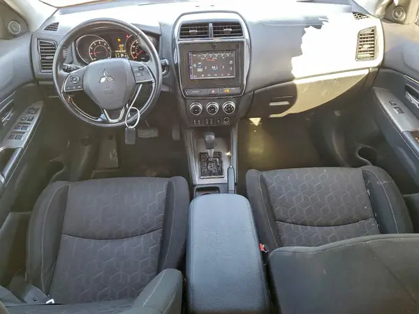 JA4APVAU2MU011671 2021 MITSUBISHI OUTLANDER - Image 8
