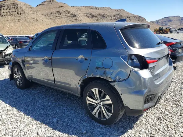 JA4APVAU2MU018832 2021 MITSUBISHI OUTLANDER - Image 2