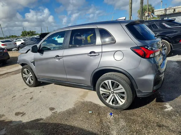 JA4APVAU2MU025392 2021 MITSUBISHI OUTLANDER - Image 2