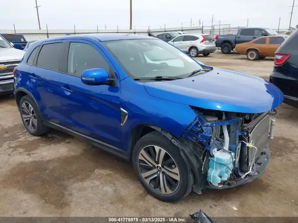 JA4APVAU2MU035615 2021 MITSUBISHI OUTLANDER - Image 1