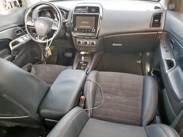 JA4APVAU2NU010862 2022 MITSUBISHI OUTLANDER - Image 8