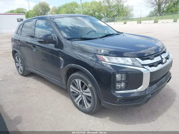JA4APVAU3NU002124 2022 MITSUBISHI OUTLANDER - Image 1