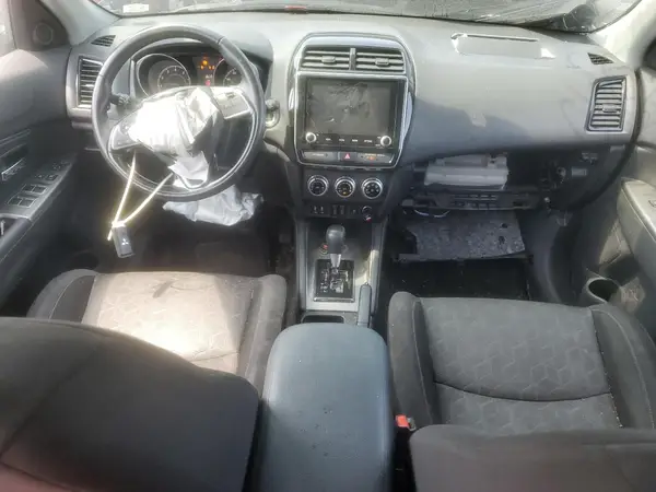 JA4APVAU4MU011879 2021 MITSUBISHI OUTLANDER - Image 8