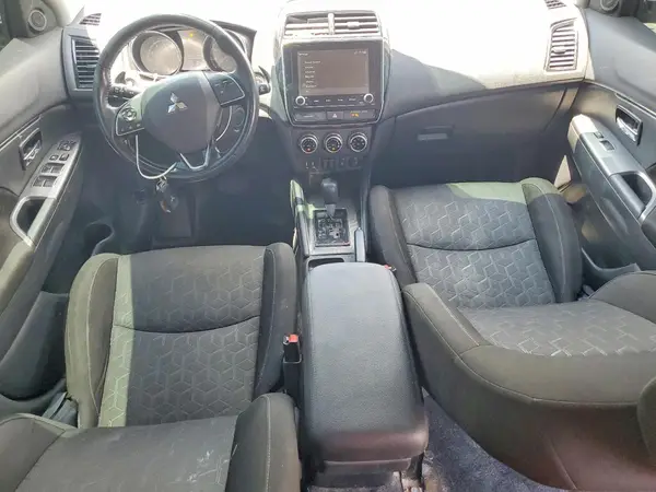 JA4APVAU4MU012739 2021 MITSUBISHI OUTLANDER - Image 8