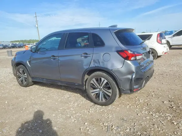 JA4APVAU4MU017553 2021 MITSUBISHI OUTLANDER - Image 2