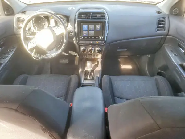 JA4APVAU4MU017553 2021 MITSUBISHI OUTLANDER - Image 8