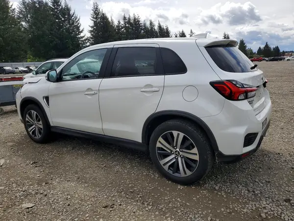 JA4APVAU4MU018511 2021 MITSUBISHI OUTLANDER - Image 2