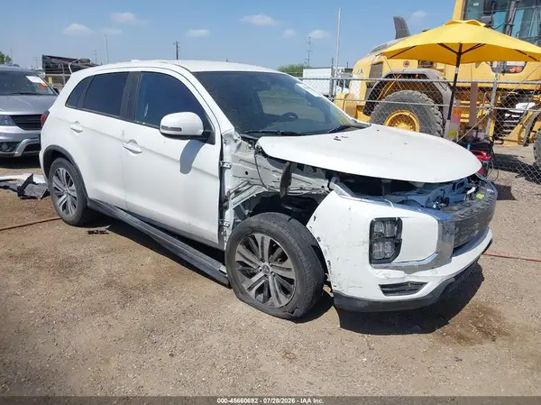 JA4APVAU4MU019772 2021 MITSUBISHI OUTLANDER - Image 1