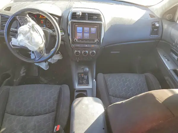 JA4APVAU4MU021392 2021 MITSUBISHI OUTLANDER - Image 8