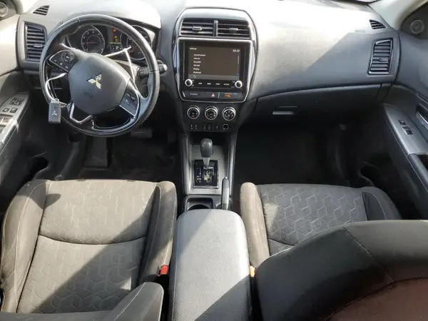 JA4APVAU4MU024258 2021 MITSUBISHI OUTLANDER - Image 8
