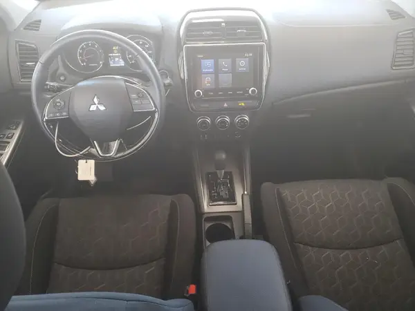 JA4APVAU4MU026169 2021 MITSUBISHI OUTLANDER - Image 8