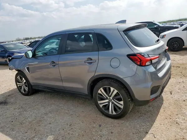 JA4APVAU4MU033476 2021 MITSUBISHI OUTLANDER - Image 2
