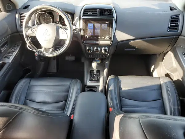 JA4APVAU5MU002091 2021 MITSUBISHI OUTLANDER - Image 8