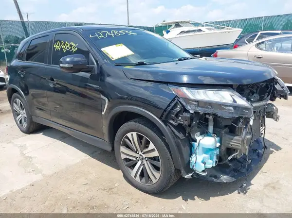 JA4APVAU5MU018789 2021 MITSUBISHI OUTLANDER - Image 1