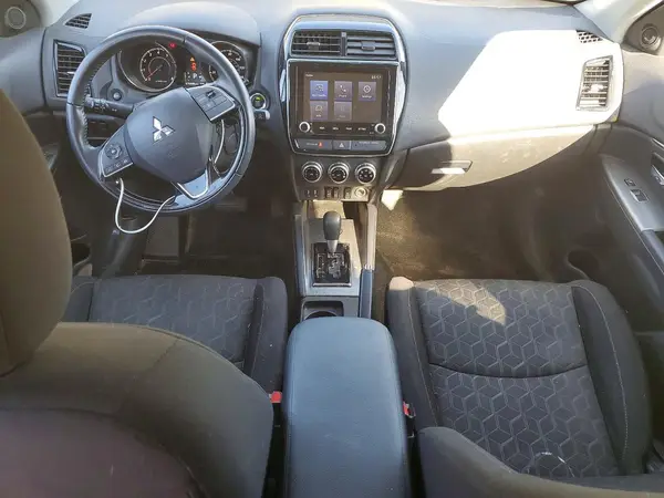 JA4APVAU5MU030232 2021 MITSUBISHI OUTLANDER - Image 8