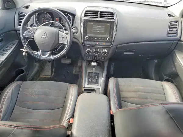 JA4APVAU5NU008961 2022 MITSUBISHI OUTLANDER - Image 8