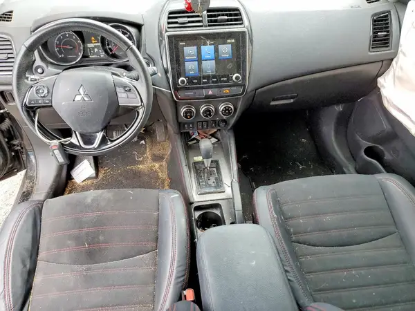 JA4APVAU5NU011486 2022 MITSUBISHI OUTLANDER - Image 8