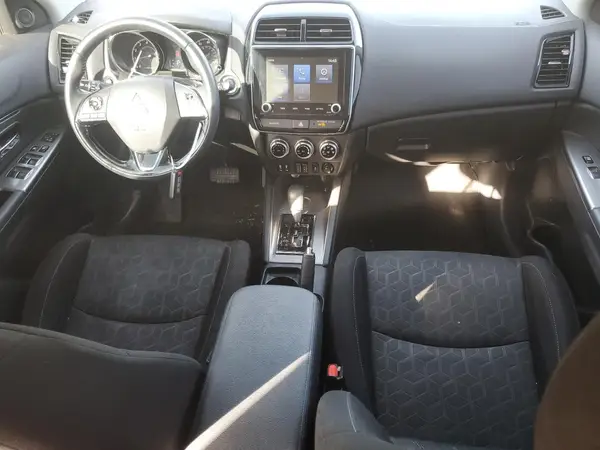 JA4APVAU6MU012709 2021 MITSUBISHI OUTLANDER - Image 8