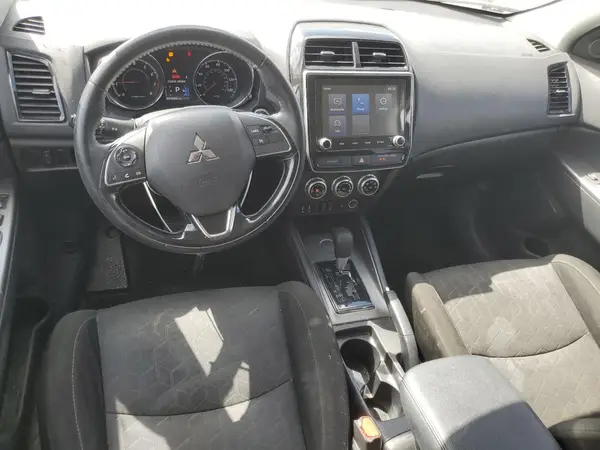 JA4APVAU6MU013830 2021 MITSUBISHI OUTLANDER - Image 8