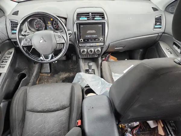 JA4APVAU6MU017280 2021 MITSUBISHI OUTLANDER - Image 8