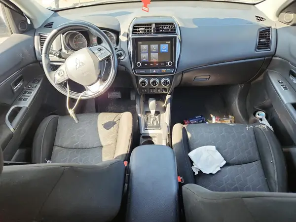 JA4APVAU6MU017294 2021 MITSUBISHI OUTLANDER - Image 8