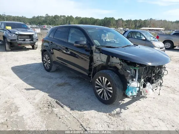 JA4APVAU6NU013439 2022 MITSUBISHI OUTLANDER - Image 1